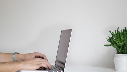 73-latek stracił ponad 2500 zł przy zakupie roweru elektrycznego