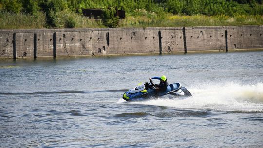 83 utonięcia w Polsce tego lata. 13 ofiar na Mazowszu – alarmujące dane!