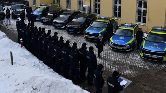 9 nowych radiowozów dla policji w Ciechanowie. Pojazdy już na drogach
