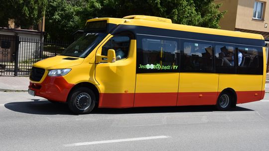 Autobusy ruszają na kursy testowe