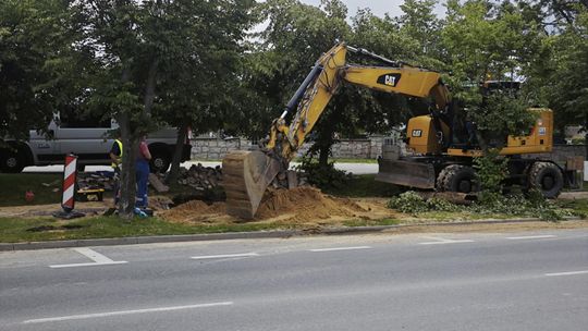 Awaria wodociągu na ulicy Kopernika w Płońsku Awaria wodociągu na ulicy Kopernika w Płońsku