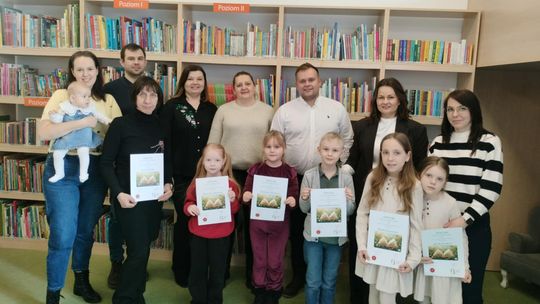 Biblioteka w Sochocinie nagrodziła najlepszych czytelników