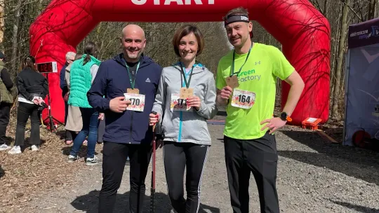 Bieg Wiosny w Leśniczówce Tustań 🌿🏃‍♂️ Sportowa energia w gminie Naruszewo