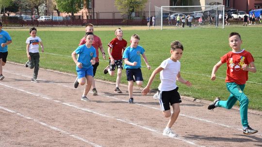 Biegali, skakali, rzucali. Lekkoatletyczne zmagania szkół