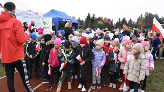 Biegowo-rowerowa forma świętowania niepodległości.