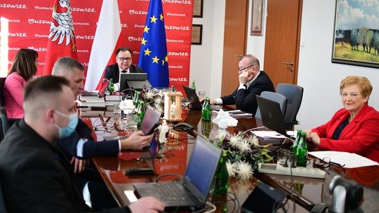 Budżet Mazowsza na 2022 r. przyjęty. 1,4 mld zł na inwestycje