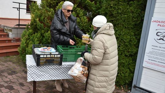 Ciepła zupa z ludzką twarzą. Kolejna akcja Moniki i Jakuba dla potrzebujących