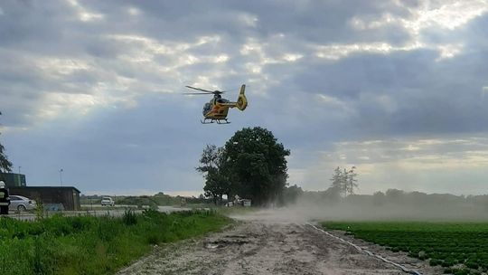 Czołowe zderzenie w Zdunowie. Motocyklista nie żyje.