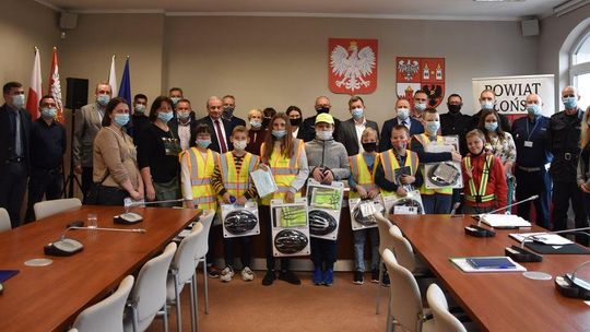 Debatowali o bezpieczeństwie ruchu drogowego Debatowali o bezpieczeństwie ruchu drogowego