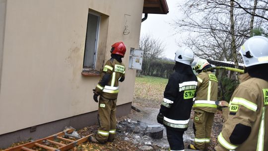 Dom w ogniu. Akcja strażaków w Zaborowie