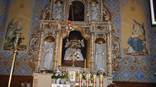 Dwa odnowione ołtarze wróciły do kościoła