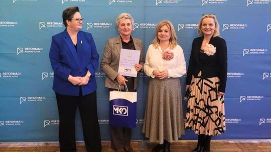 Dyrektor SP nr 1 w Płońsku ambasadorką reformy edukacji „Kompas Jutra”