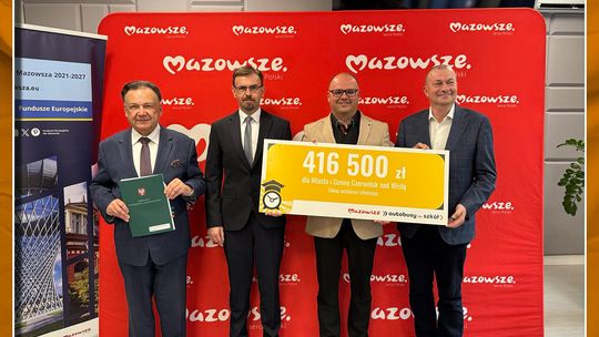 Dzieci z gminy Czerwińsk pojadą do szkoły nowym autobusem