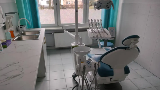 Gigantyczne zainteresowanie pomocą stomatologiczną w płońskich szkołach