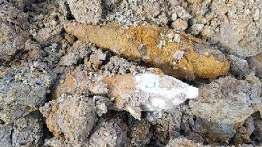 Groźne znalezisko w gminie Płońsk. Niewybuchy na prywatnej posesji