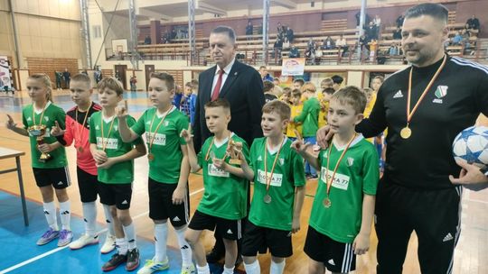 Haratali w Gałę z Mikołajem. Kolejna edycja piłkarskich zmagań dzieci