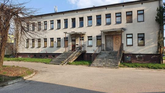 Hotel pracowniczy w budynku byłego ośrodka zdrowia. Jest nowy właściciel!