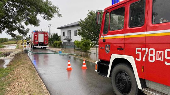 Interwencje strażackie po opadach deszczu