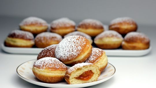 Jakie pączki są najsmaczniejsze i ile ich możemy zjeść? Sonda RP