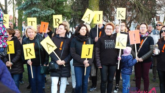 Jest uchwała ZNP w sprawie pogotowia protestacyjnego. Czy nauczyciele przyjdą do szkoły 1 września?