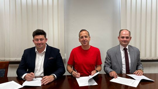 Jest umowa dotycząca edukacji dla przyszłych rodziców w płońskim szpitalu