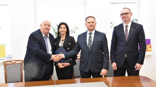 Jest umowa. Przebudowę szkoły w Siedlinie czas zacząć