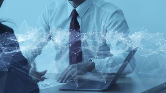 Kiedy warto wybrać doradztwo IT?