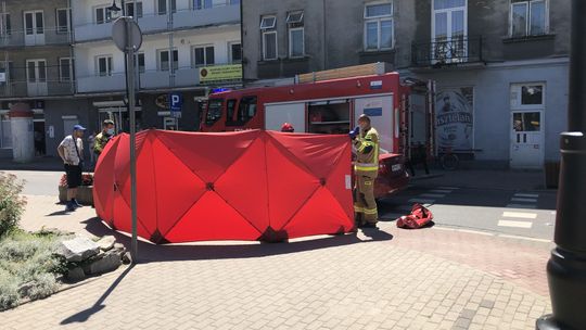 Kobieta źle się poczuła za kierownicą i nie zauważyła pieszych na przejściu. Trzy osoby w szpitalu!