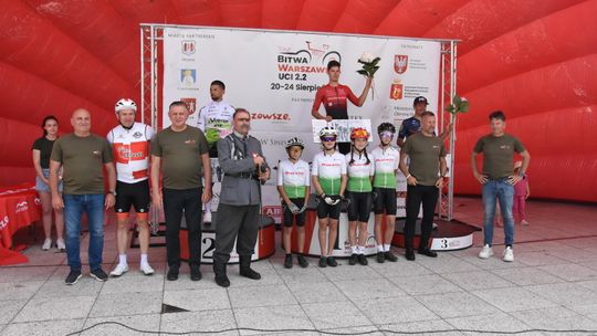 Kolarskie święto wróciło do Płońska. Etap Tour Bitwa Warszawska wygrywa Polak