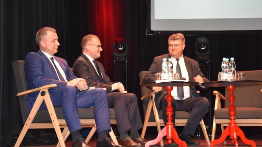 Konferencja podsumowująca inwestycje zrealizowane dzięki rządowym środkom