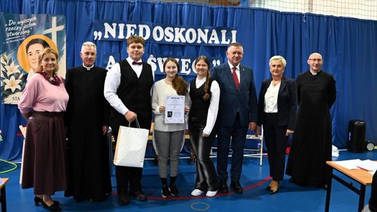 Konkurs „Niedoskonali..., a święci”. Najlepsi uczniowie płońskiej "jedynki"