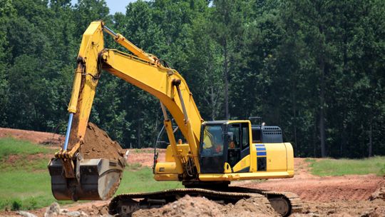 Koparko-ładowarka z ogłoszenia nie dotarła. Policja apeluje o ostrożność