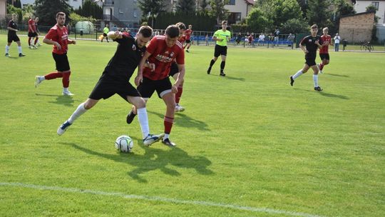 Korona idzie po mistrza. Pewna wygrana w meczu derbowym