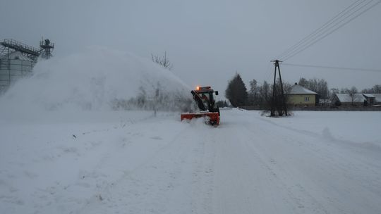 Kosztowny pierwszy atak zimy w Ciechanowie. Służby i sprzęt dalej w gotowości
