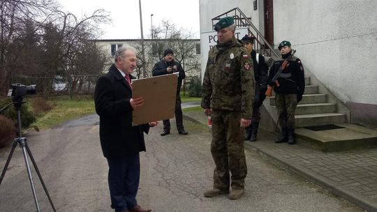 Marsz ku czci powstańców z Glinojecka do Uniecka. Podążali ponad 10 km