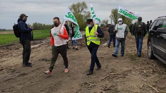 Mieszkańcy postawili na swoim. Nie będzie grzebowiska w Zawadach Dworskich pod Gołyminem