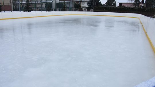 Na łyżwy już po świętach Na łyżwy już po świętach