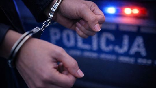 Najpierw kradzież, potem agresja wobec interweniujących funkcjonariuszy, a w kieszeniach narkotyki