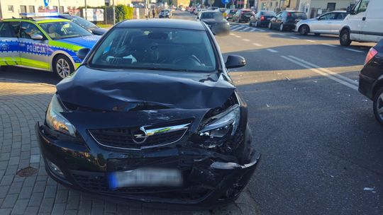 Nietrzeźwy kierowca spowodował kolizję na ul. Targowej w Płońsku