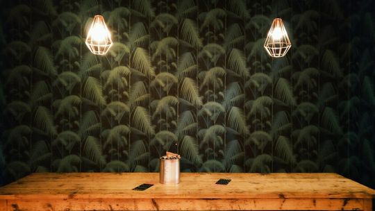 Nowoczesne czy klasyczne - jak wykończyć modnie wnętrze mieszkania?