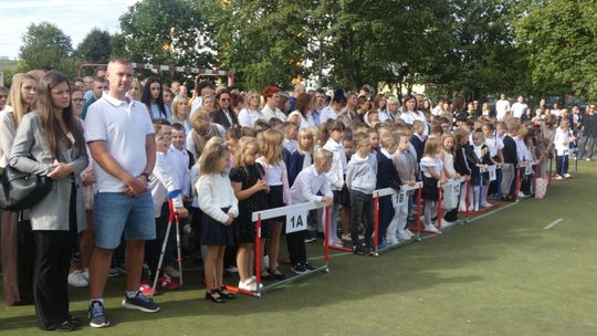 Nowy rok szkolny czas zacząć. 298 nowych pierwszoklasistów w Płońsku