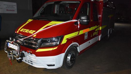 Nowy samochód dla druhów OSP Siedlin Nowy samochód dla druhów OSP Siedlin