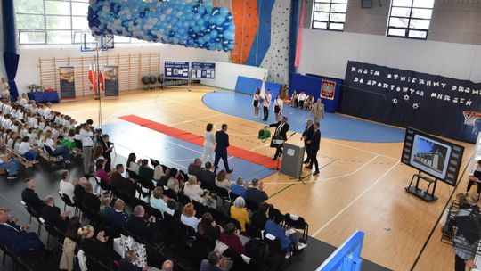 Obiekt na miarę XXI wieku. Oficjalne otwarcie hali sportowej w Jońcu