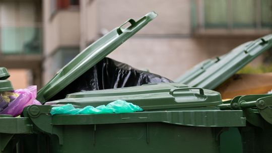 Od 2026 roku droższy wywóz śmieci w Płońsku. Nowa stawka: 35 zł od osoby