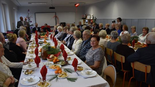 Opłatek i życzenia bez cukru. Wigilia u diabetyków powiatu płońskiego