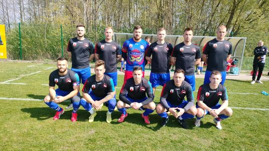 Orlęta demolują rywala