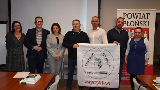 Ostrzegali seniorów przed niebezpieczeństwami