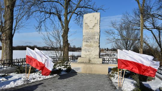 Pamięci ofiar pomordowanym na „Piaskach”