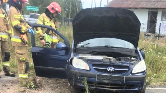 Pijany, z dożywotnim zakazem spowodował wypadek i posadził pasażerkę za kierownicą
