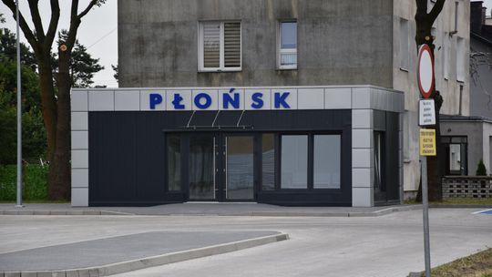 Poczekalnia PKS przy ul. Warszawskiej otwarta Poczekalnia PKS przy ul. Warszawskiej otwarta